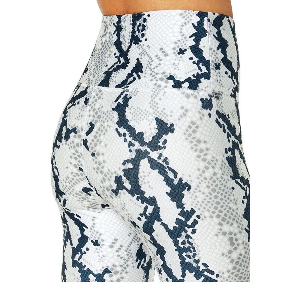 High Rise  Legging Snake Print Size M,new - Picture 4 of 10